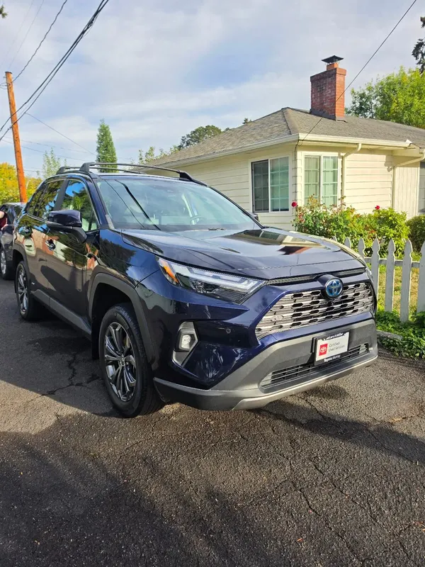 Toyota RAV4 detailed at home