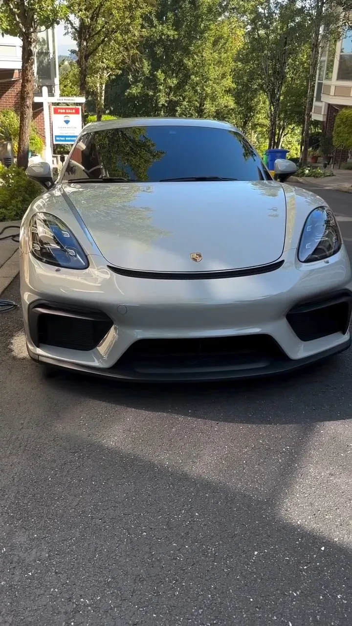 Porsche Cayman with ceramic coating gloss